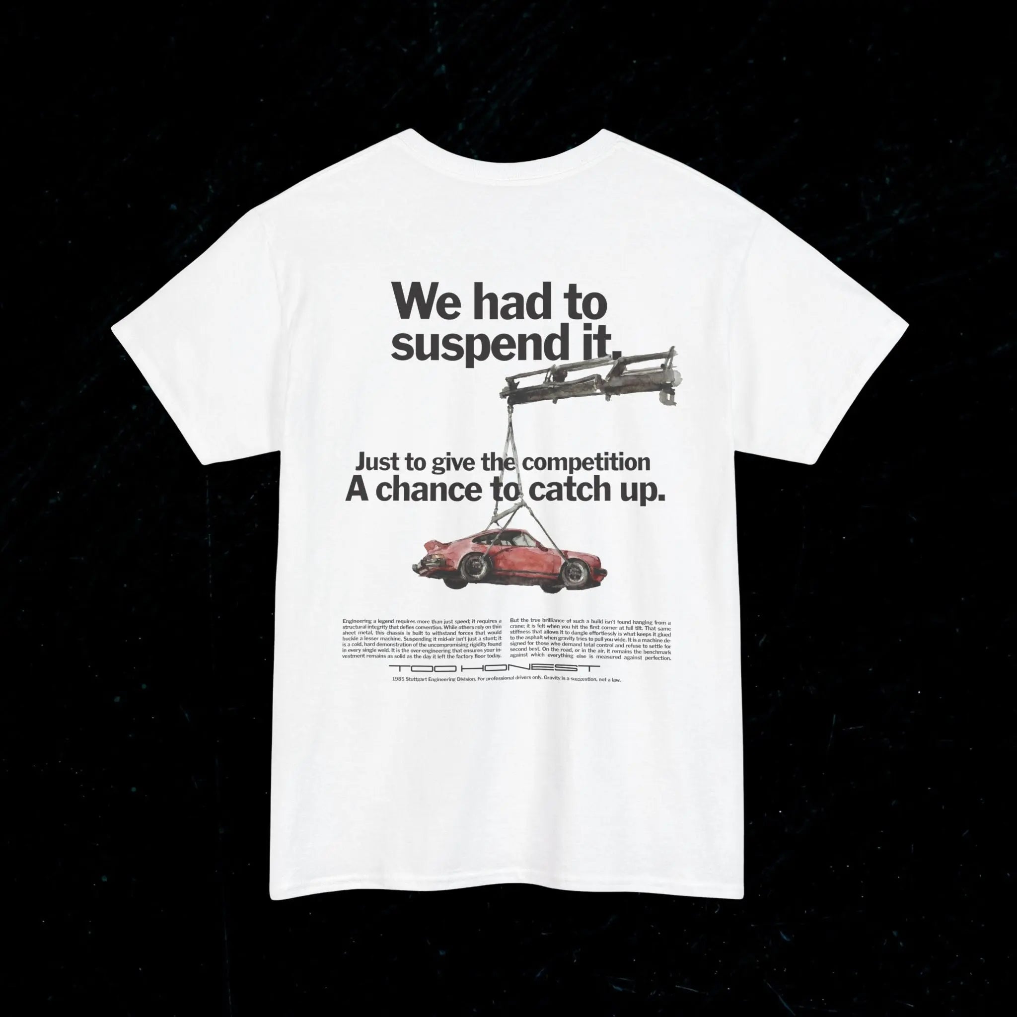 T-shirt PORSCHE suspendu. Printify